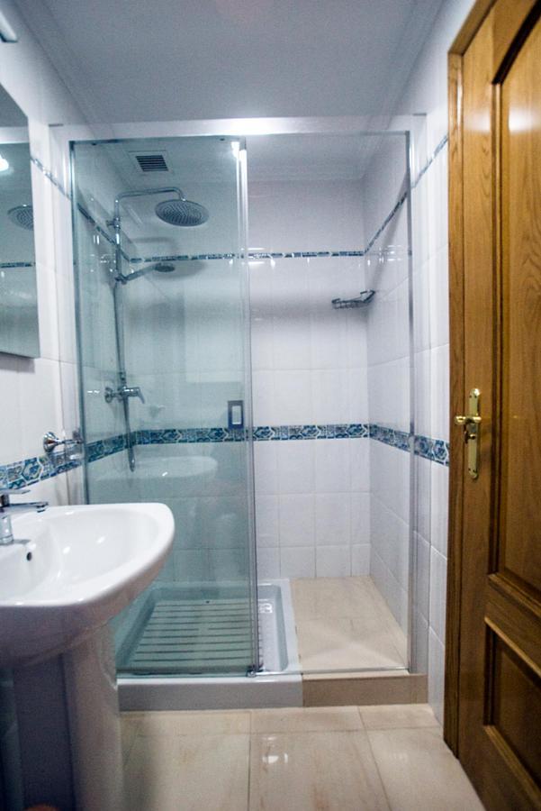 Apartamentos Amat - Only Adult - Playa El Bajondillo Torremolinos Bagian luar foto